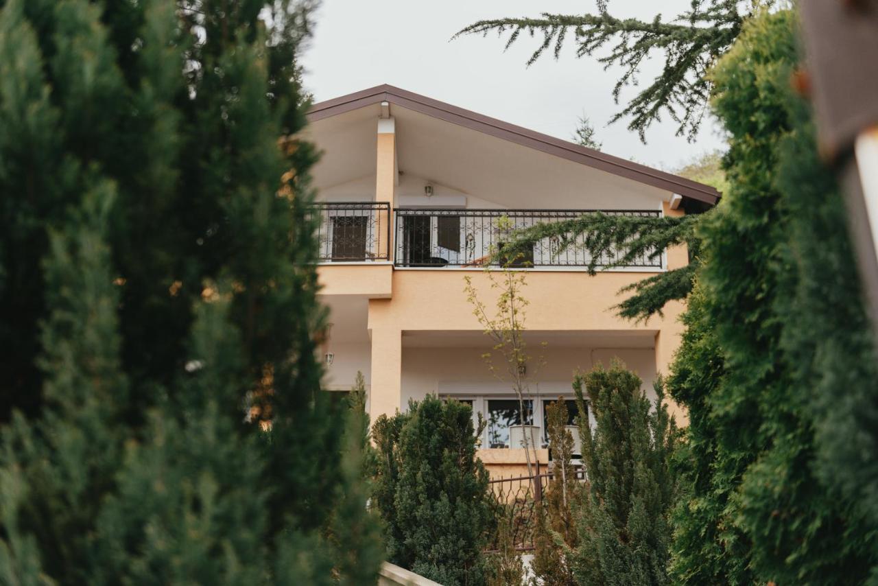 Villa Pandora